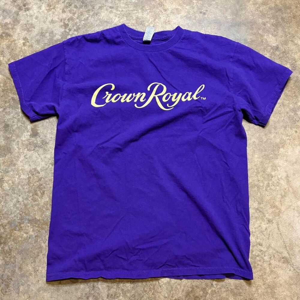 Vintage Men's Crown Royal retro graphic tee
